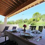 Flora Appartement *